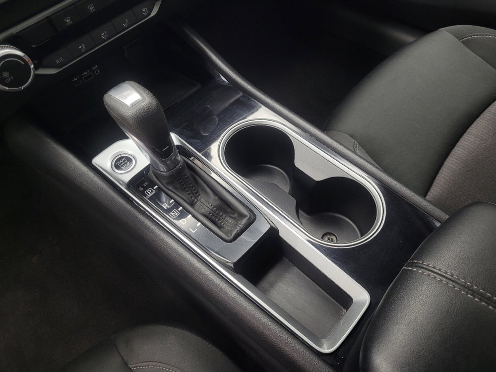 Used 2024 Nissan Altima 2.5 SV image 26