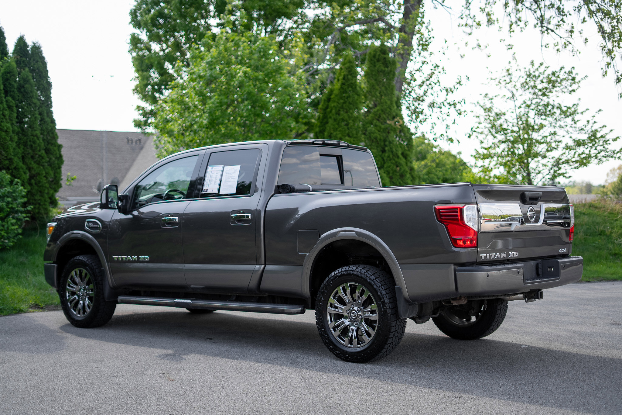 Used 2016 Nissan Titan Platinum Reserve AWD/4WD image 8
