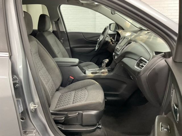 Used 2024 Chevrolet Equinox LT AWD/4WD image 21
