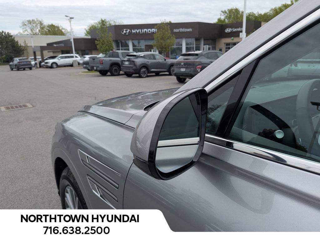 Used 2025 Genesis GV80 2.5T Standard AWD/4WD image 49