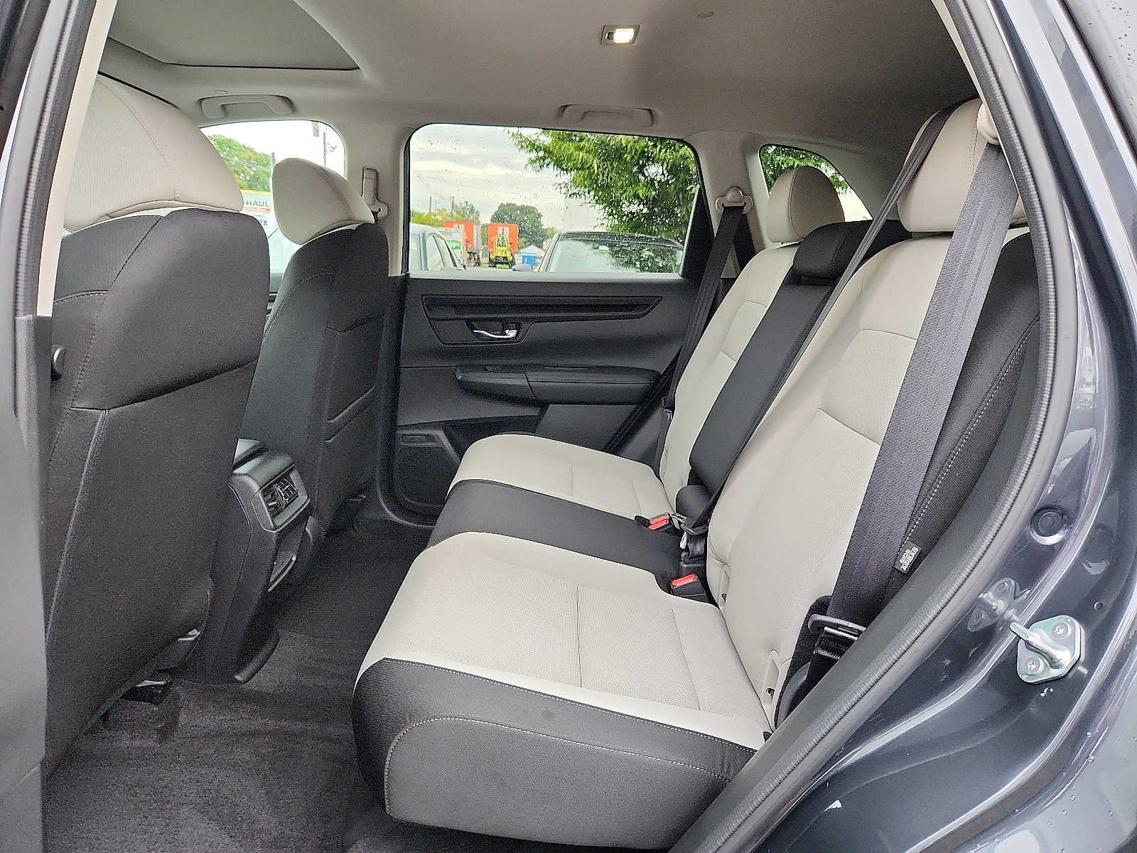 Used 2024 Honda CR-V EX image 10