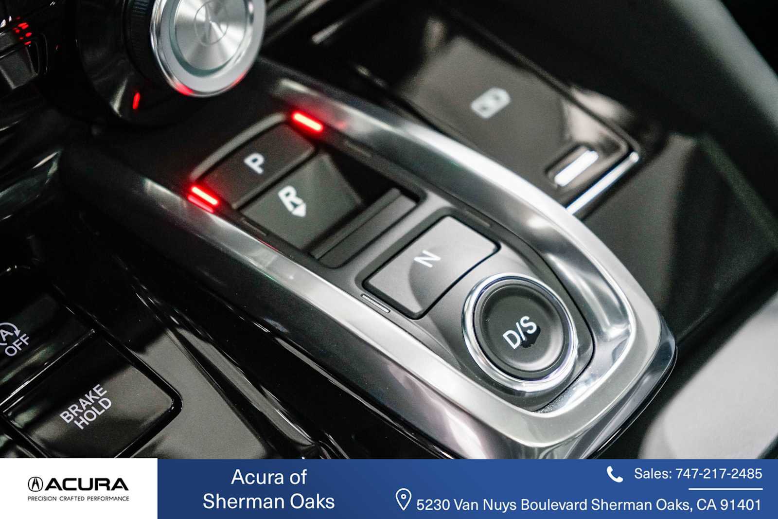 Used 2025 Acura MDX SH-AWD w/ Technology Package image 46