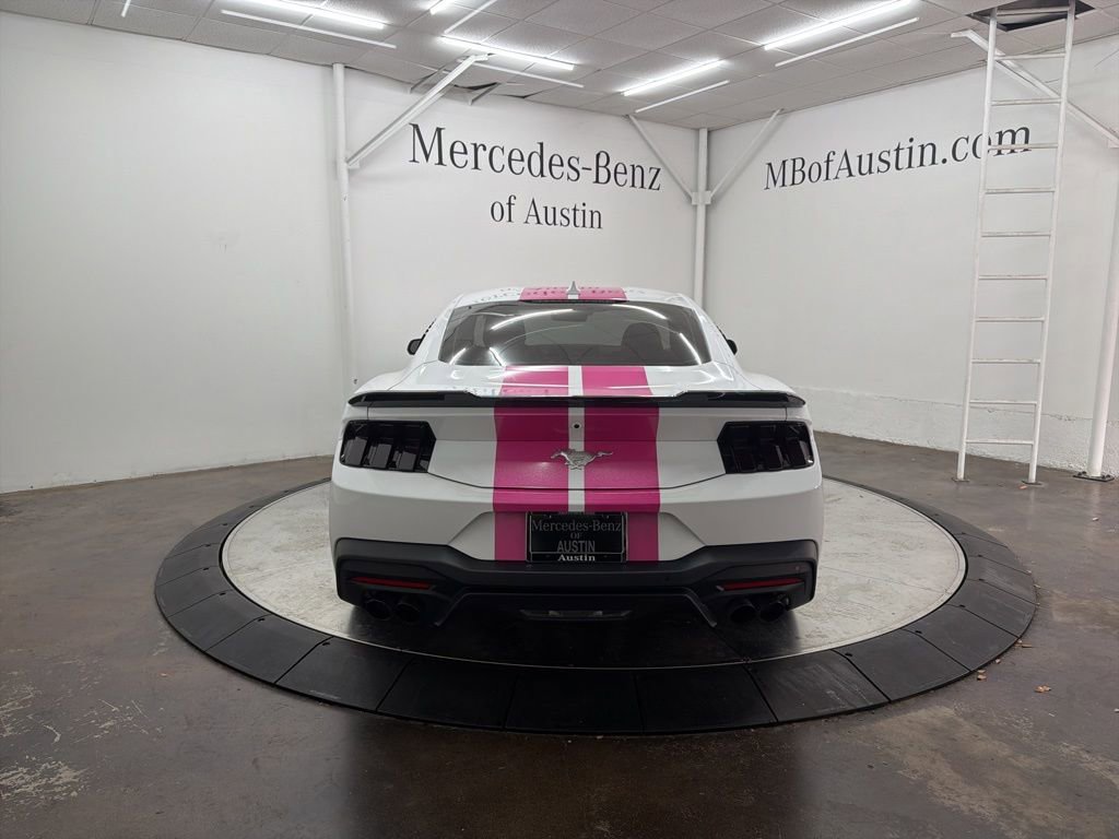 Used 2025 Ford Mustang Coupe image 6