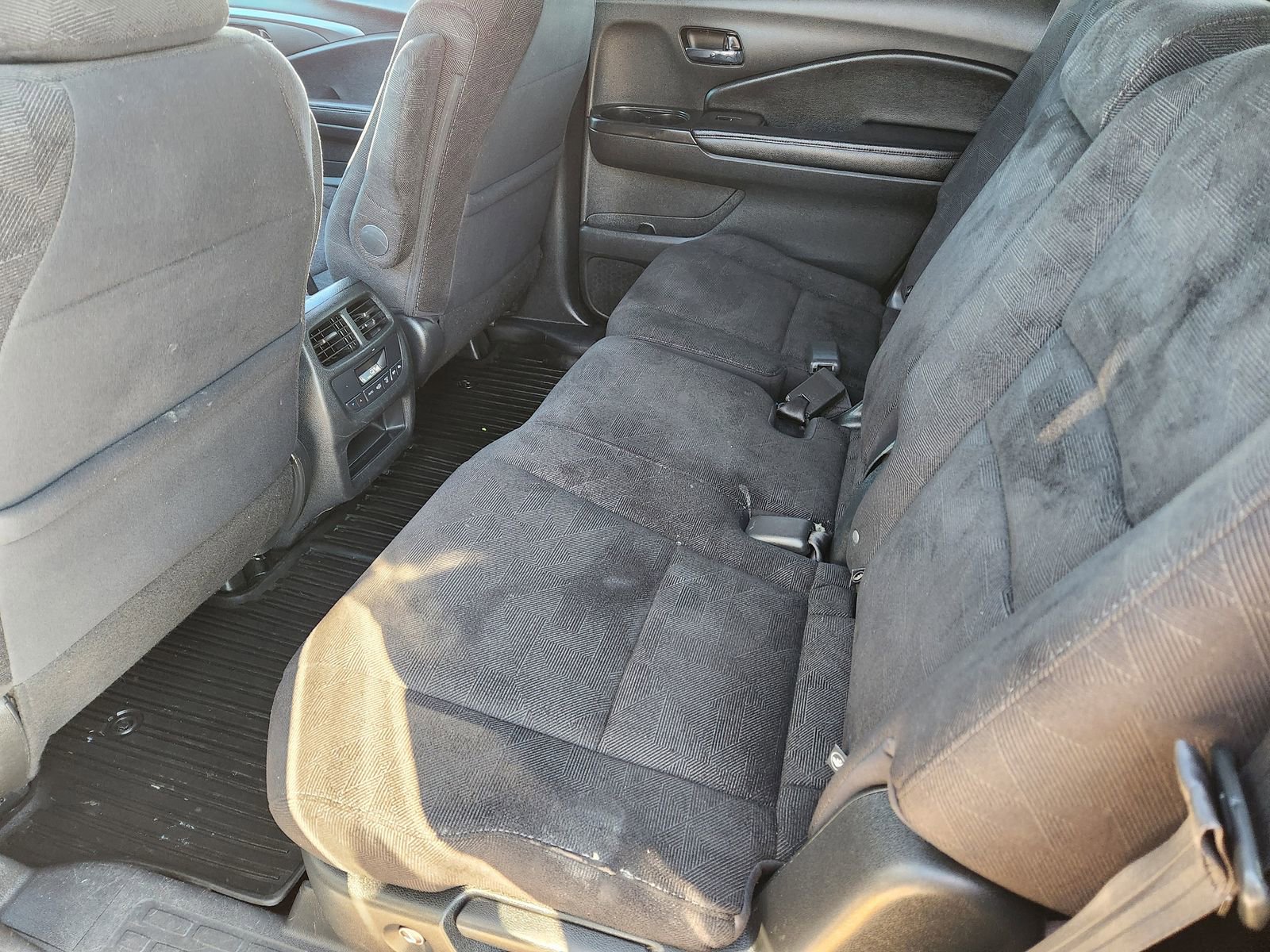 Used 2022 Honda Pilot Sport image 33