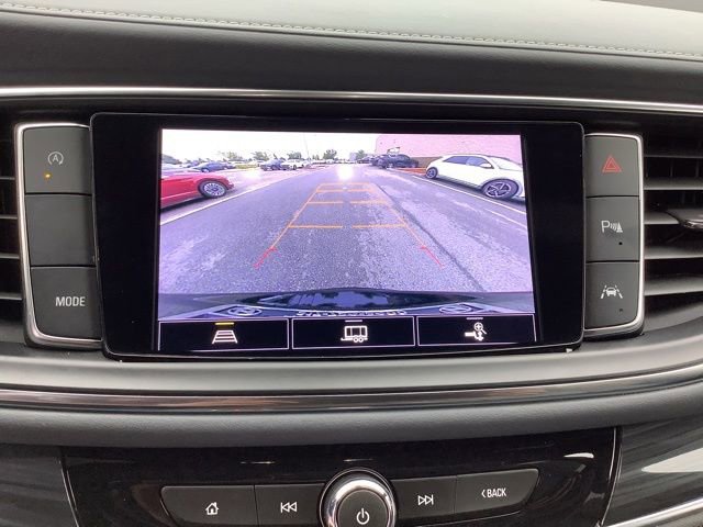 Used 2022 Buick Enclave Essence w/ Sport Touring Edition image 13