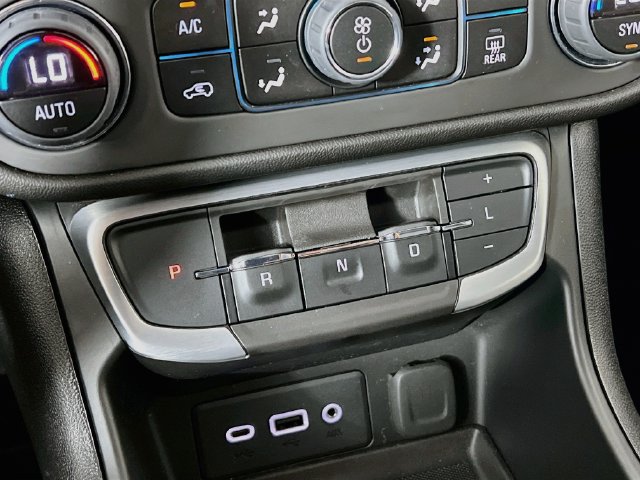 Used 2023 GMC Terrain SLE w/ Driver Convenience Package AWD/4WD image 22
