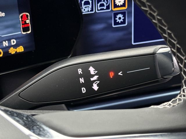 New 2026 Chevrolet Equinox EV LT image 17