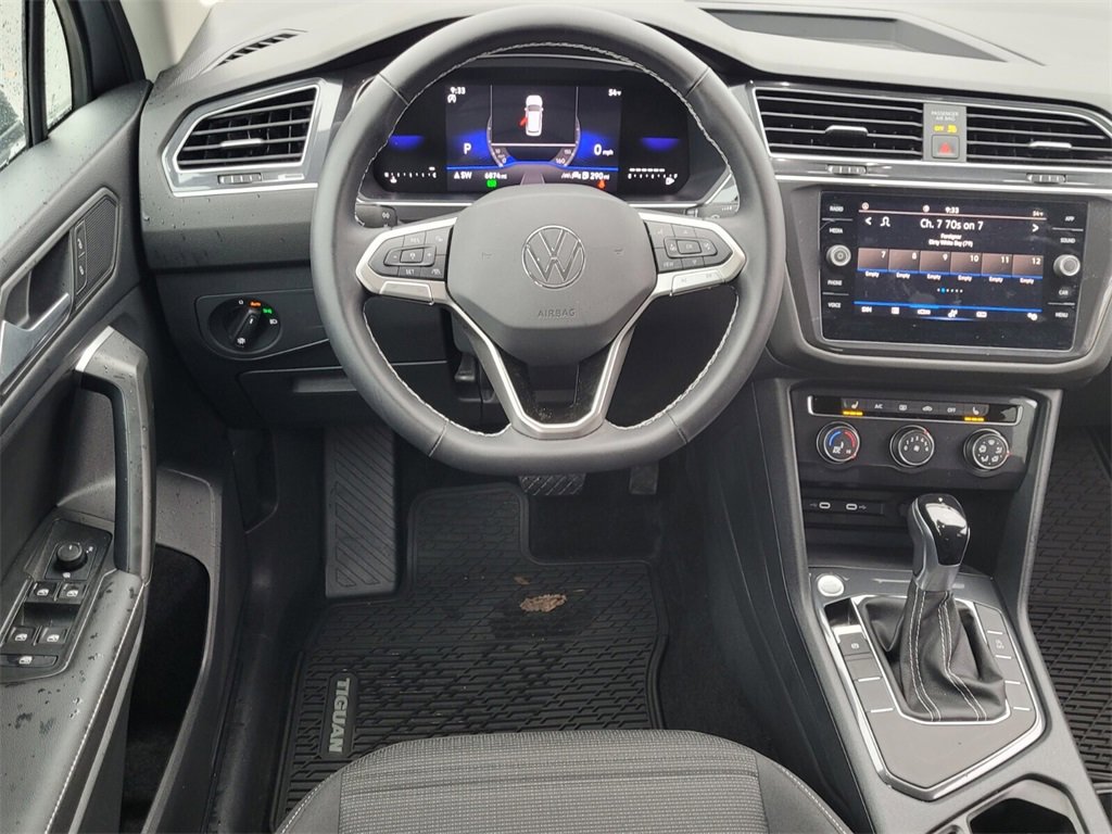 Used 2024 Volkswagen Tiguan S image 7