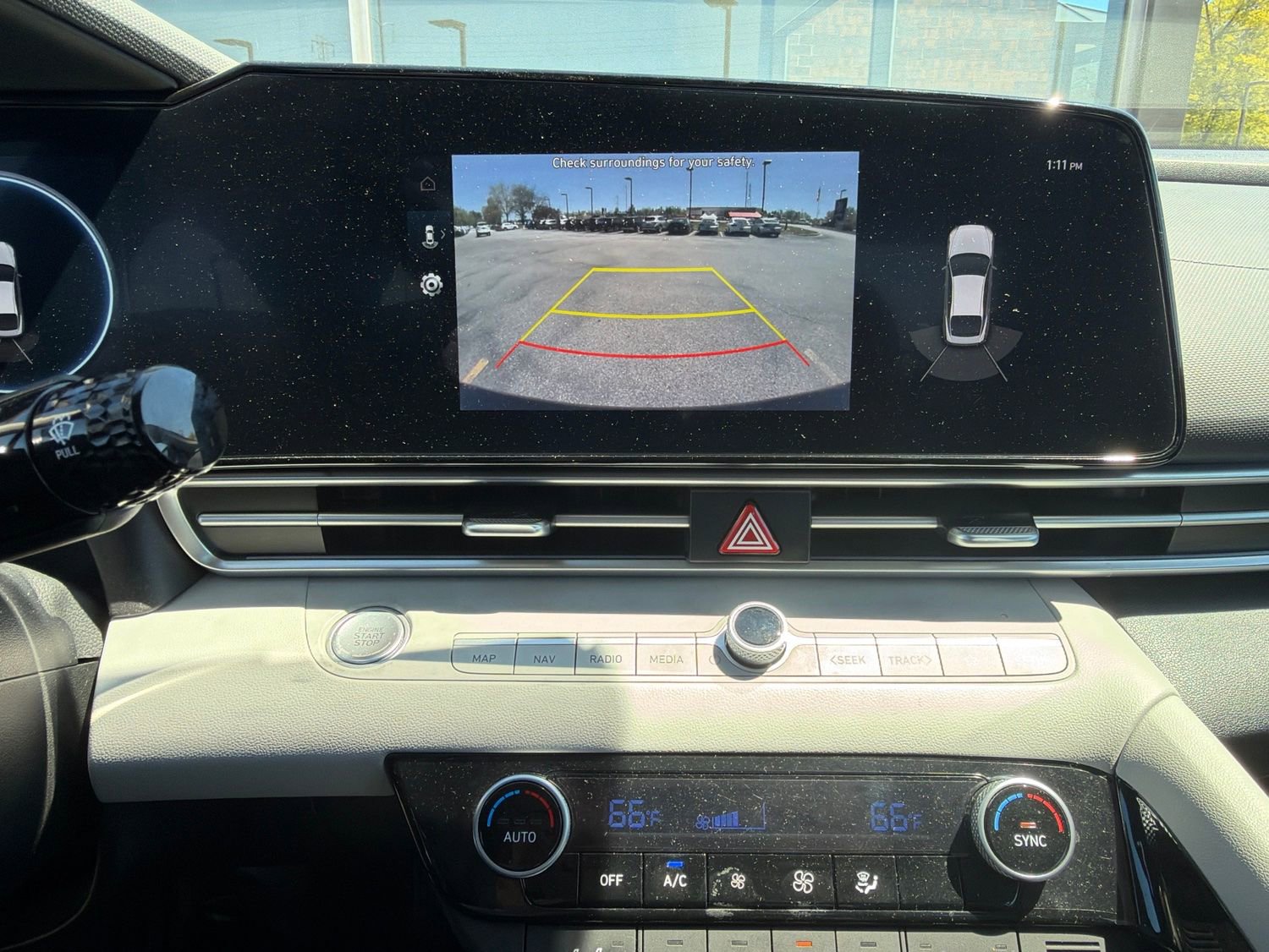 Used 2023 Hyundai Elantra Limited w/ Cargo Package FWD image 16