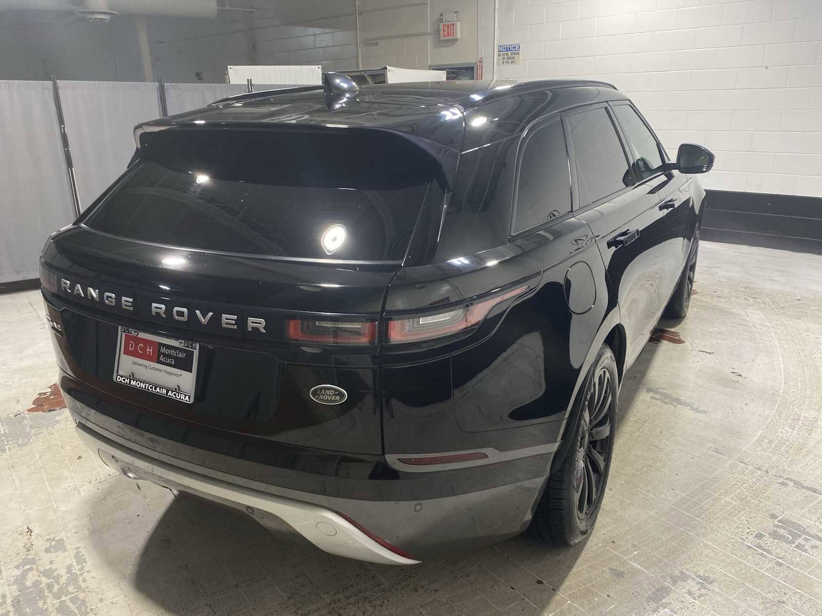 Used 2018 Land Rover Range Rover Velar S image 26