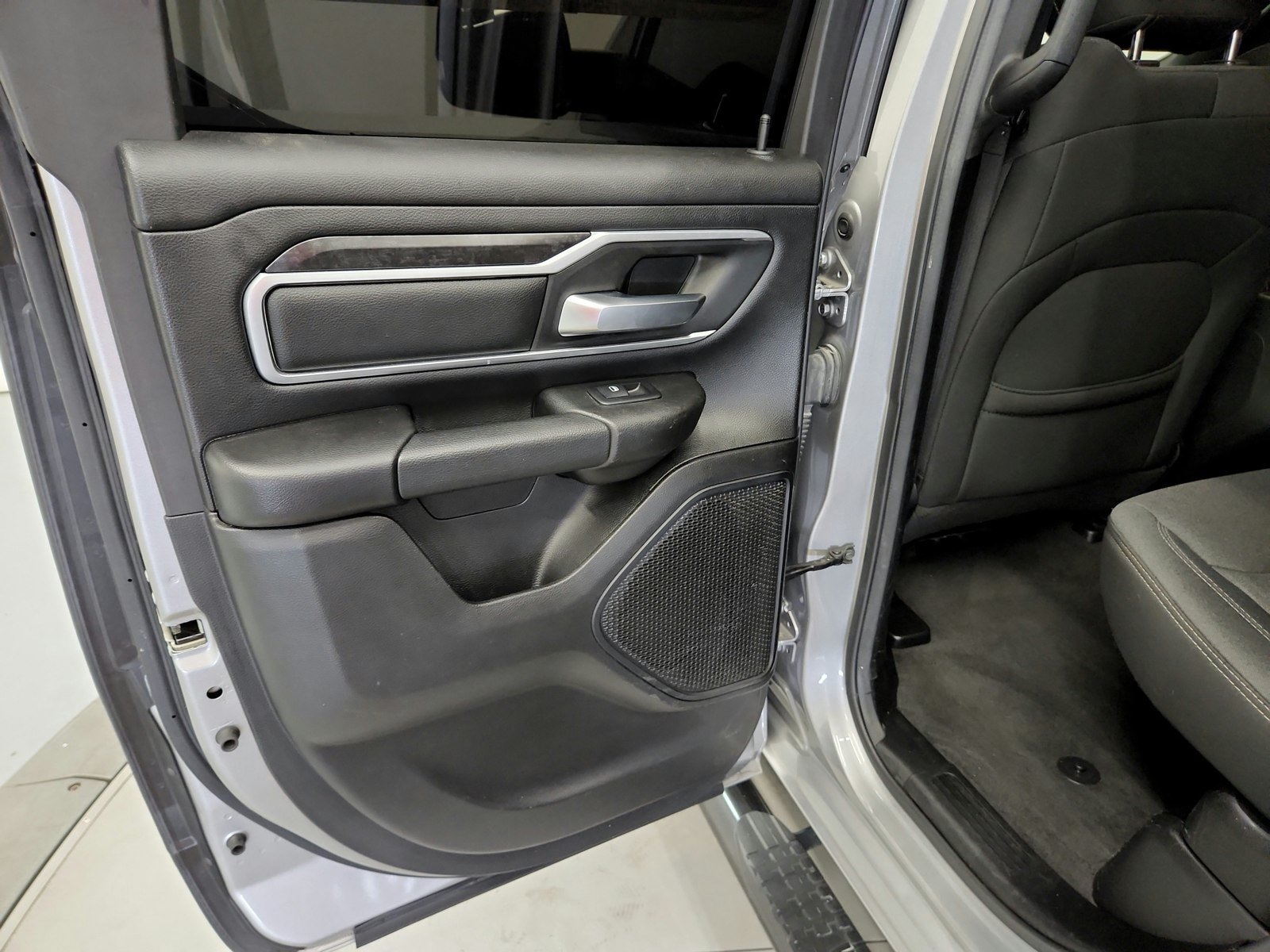 Used 2022 RAM 1500 Big Horn RWD image 24