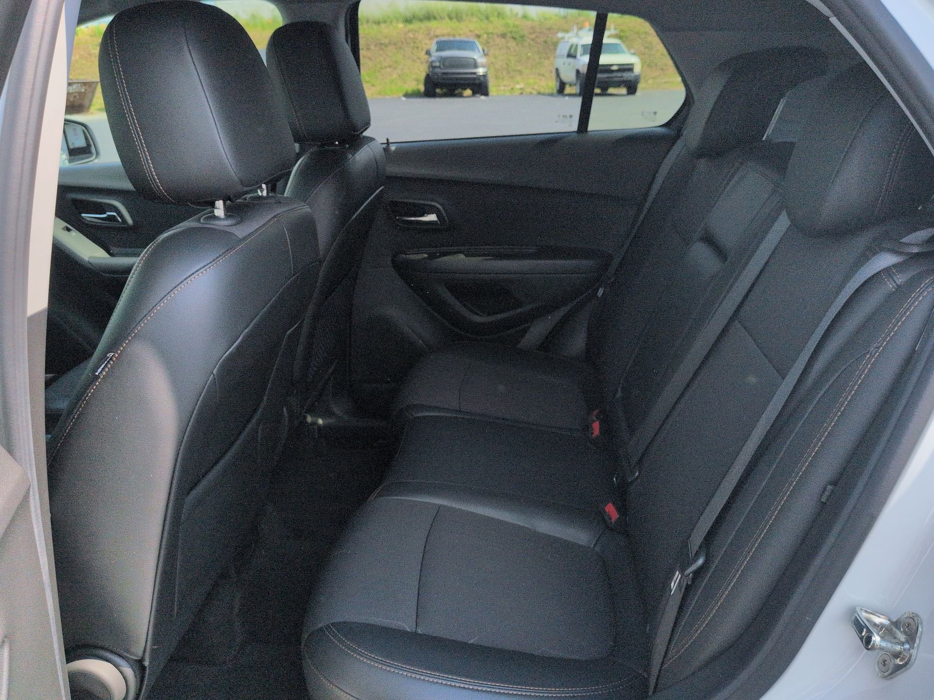 Certified 2019 Chevrolet Trax LT w/ LT Convenience Package AWD/4WD image 24