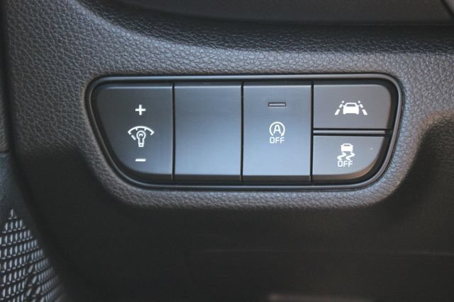Certified 2023 Kia Seltos LX AWD/4WD image 16
