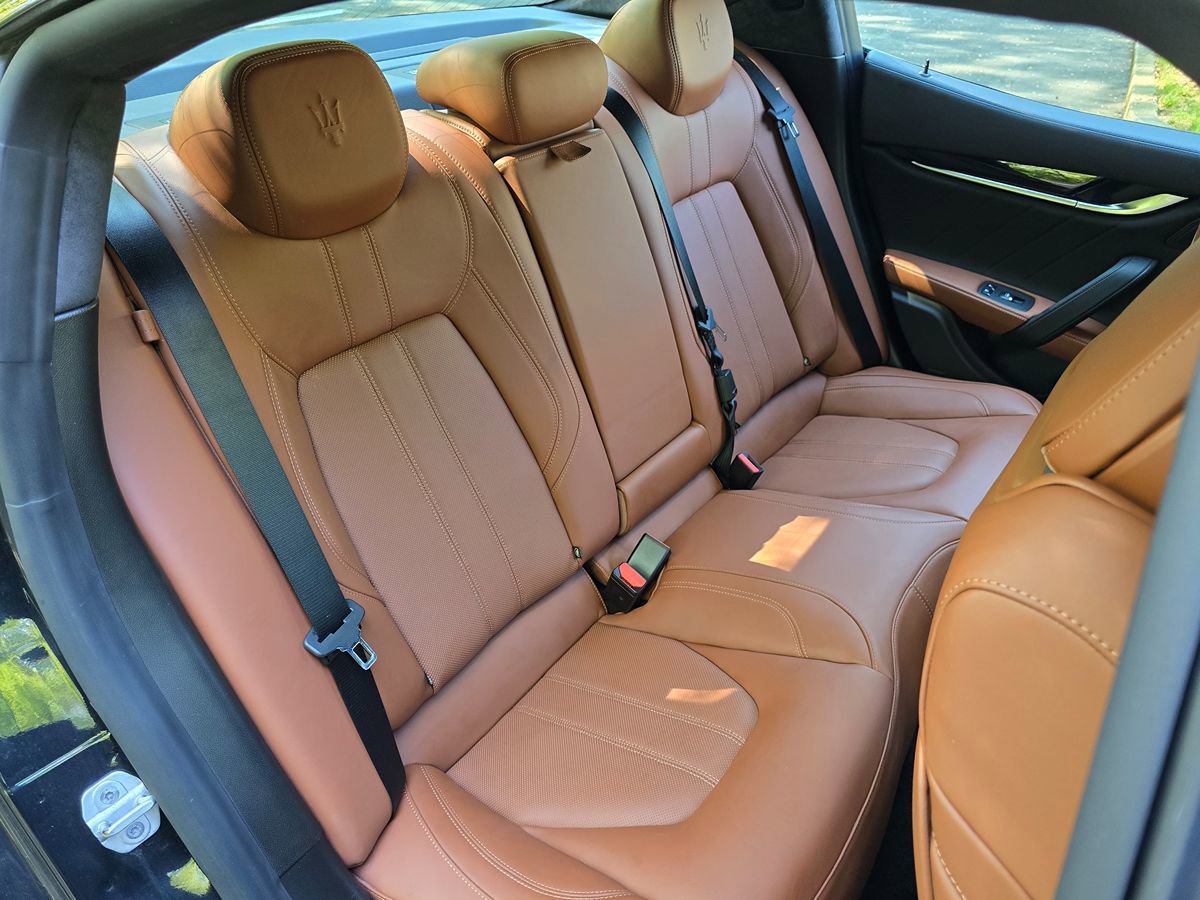 Used 2022 Maserati Ghibli GT image 17