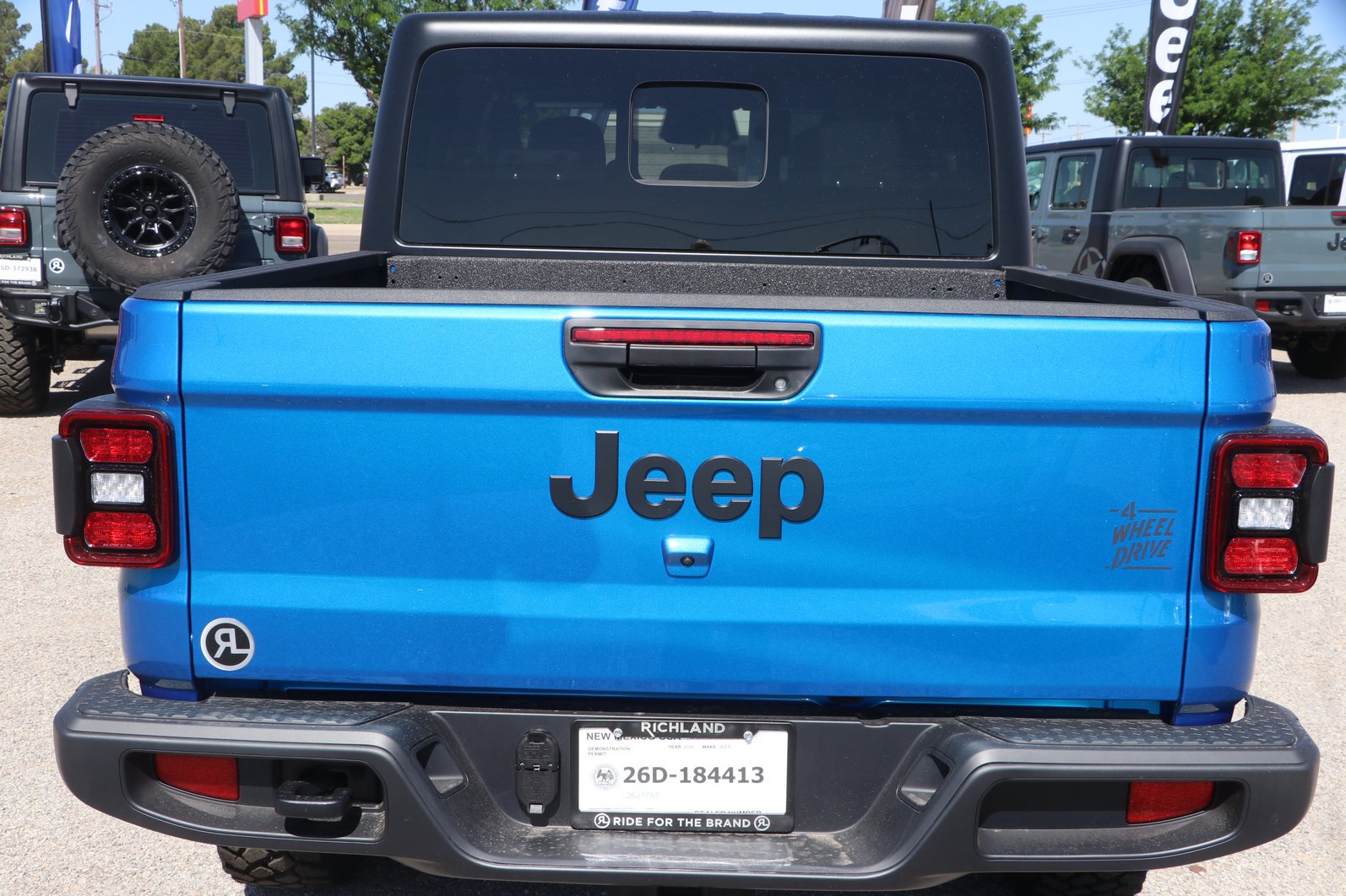 New 2026 Jeep Gladiator Mojave AWD/4WD image 6