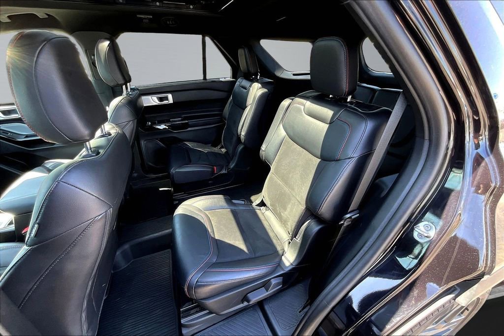 Certified 2023 Ford Explorer ST w/ Technology Package image 24