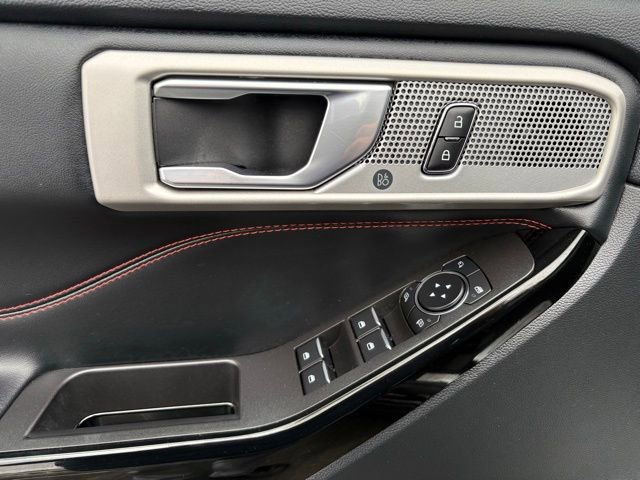 Used 2023 Ford Explorer ST-Line w/ Class IV Trailer Tow Package image 14