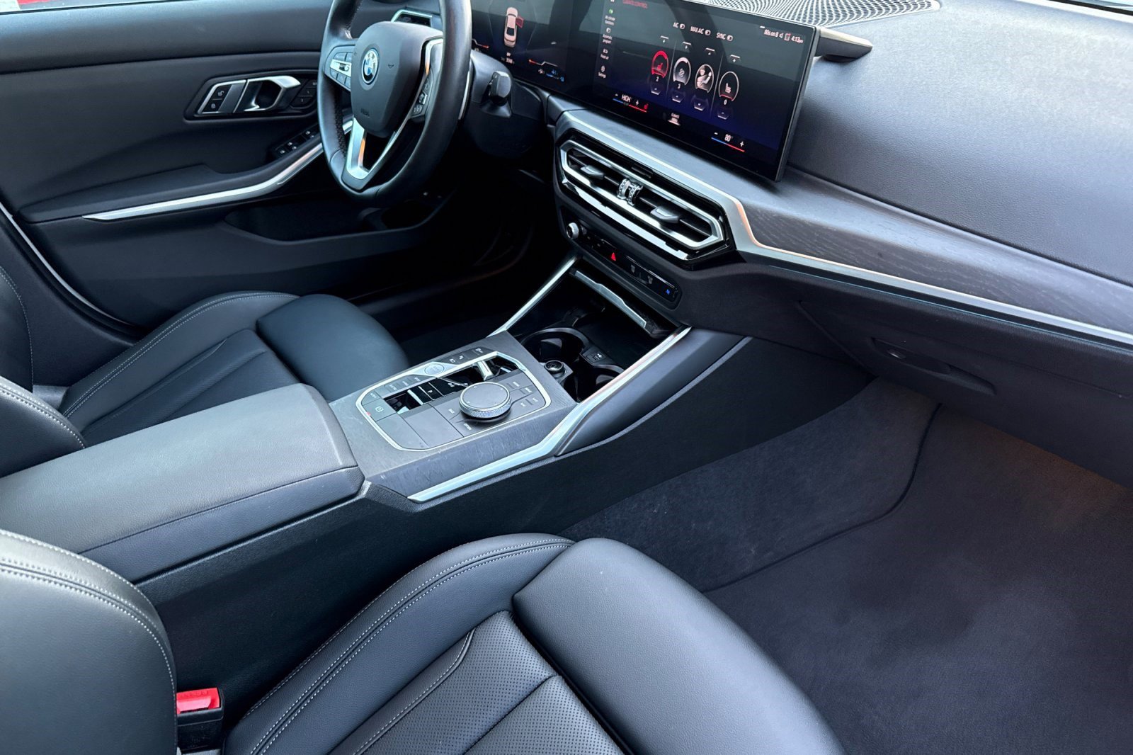 Certified 2023 BMW 330e w/ Convenience Package image 19