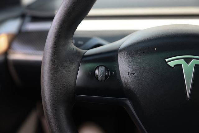 Used 2022 Tesla Model 3 RWD image 30