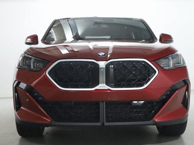 Used 2026 BMW X2 xDrive28i AWD/4WD image 6