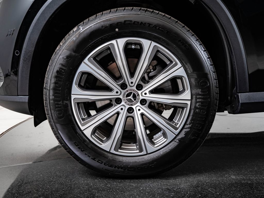 Certified 2025 Mercedes-Benz GLC 300 4MATIC image 13