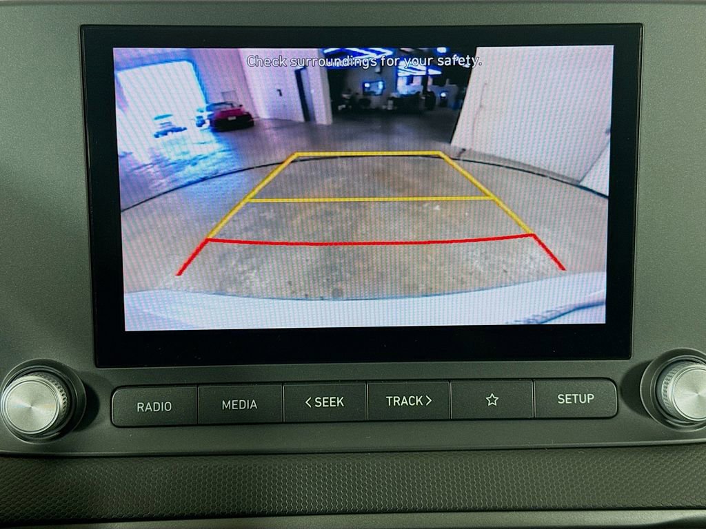 Used 2023 Hyundai Kona SE w/ Cargo Package FWD image 16