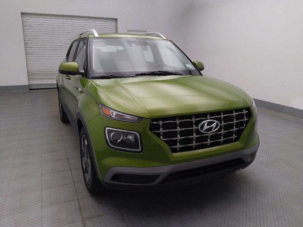 Used 2021 Hyundai Venue SEL image 14