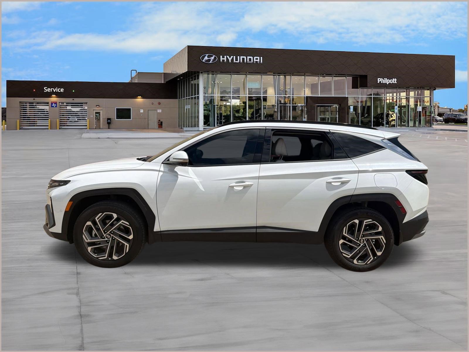 Certified 2025 Hyundai Tucson Limited AWD/4WD image 2