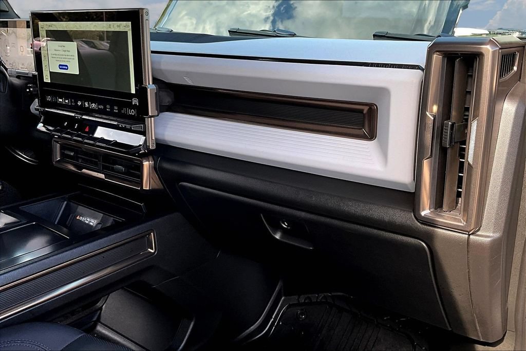Used 2025 GMC Hummer EV 3X AWD/4WD image 27