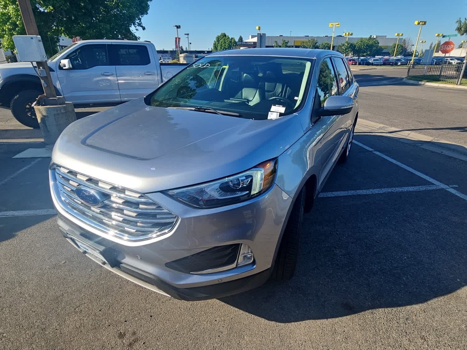 Used 2022 Ford Edge Titanium AWD/4WD image 1