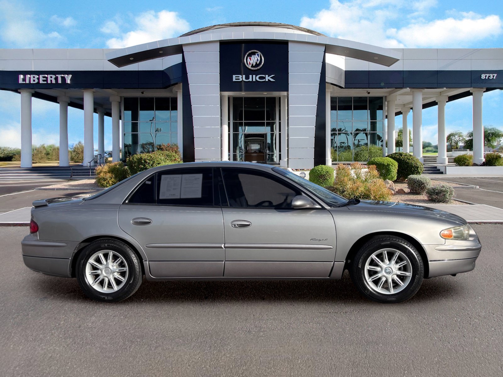 Used 1998 Buick Regal GS FWD image 2