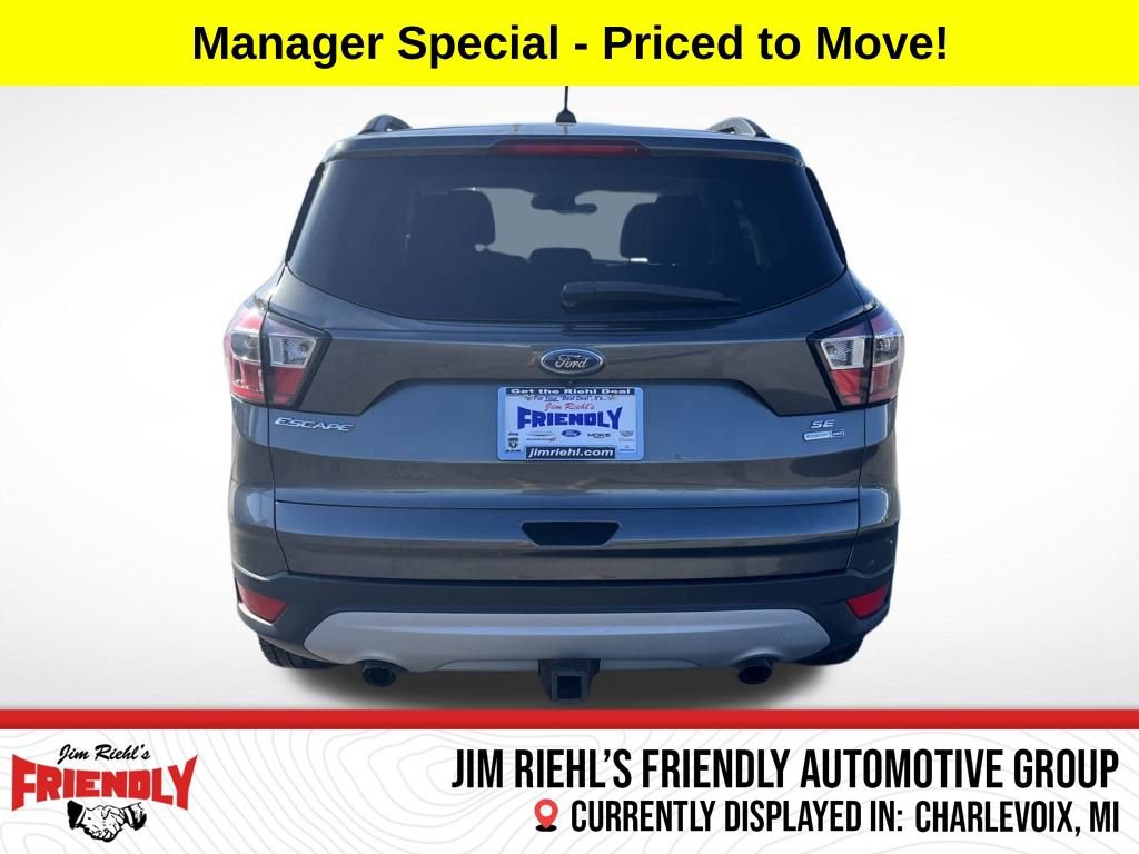 Used 2017 Ford Escape SE w/ Equipment Group 201A image 4