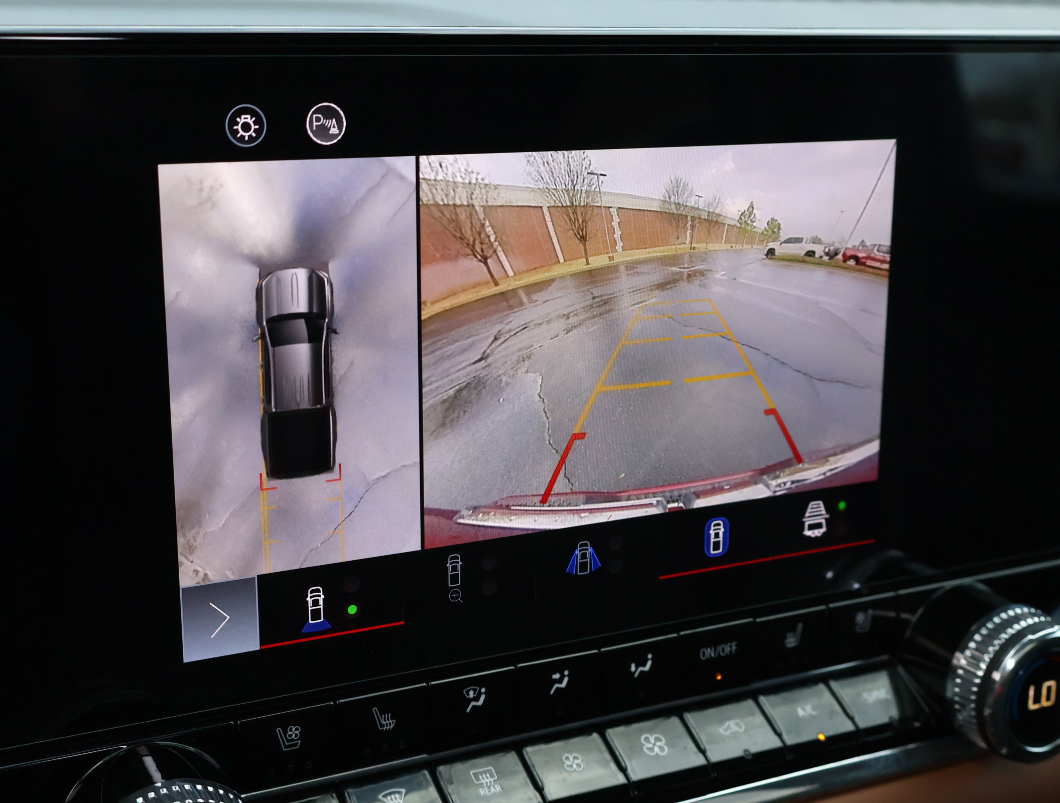 Certified 2024 GMC Canyon AT4 w/ AT4 Premium Package image 5