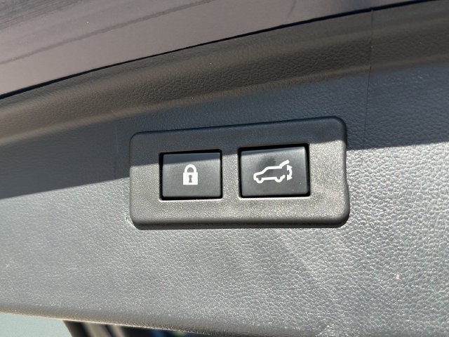 Used 2023 Subaru Outback Limited XT AWD/4WD image 22