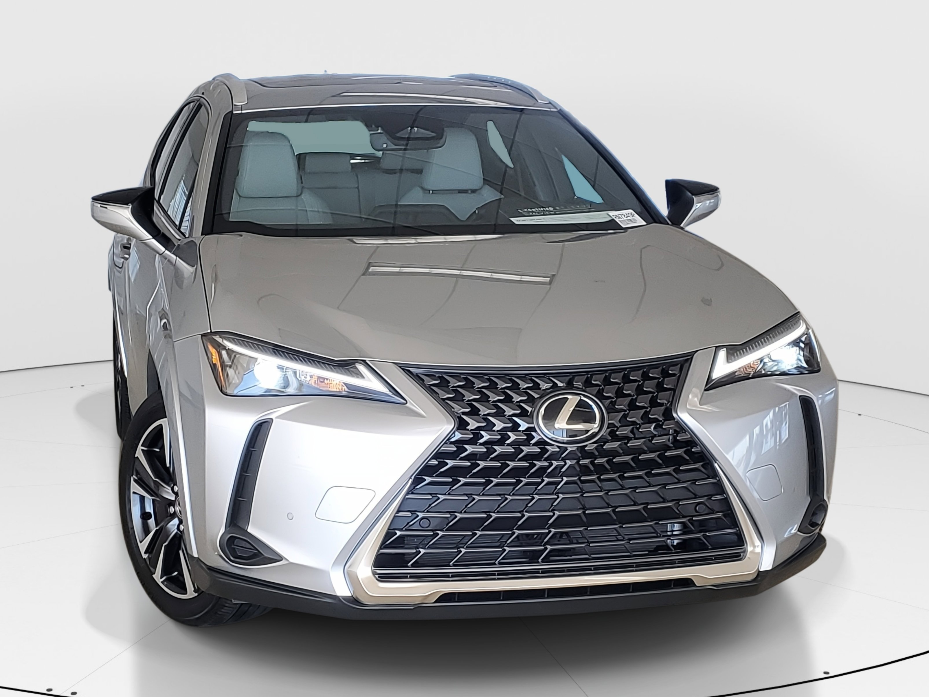 Used 2025 Lexus UX 300h UX 300h F SPORT Design w/ Accessory Package (Z1) image 2