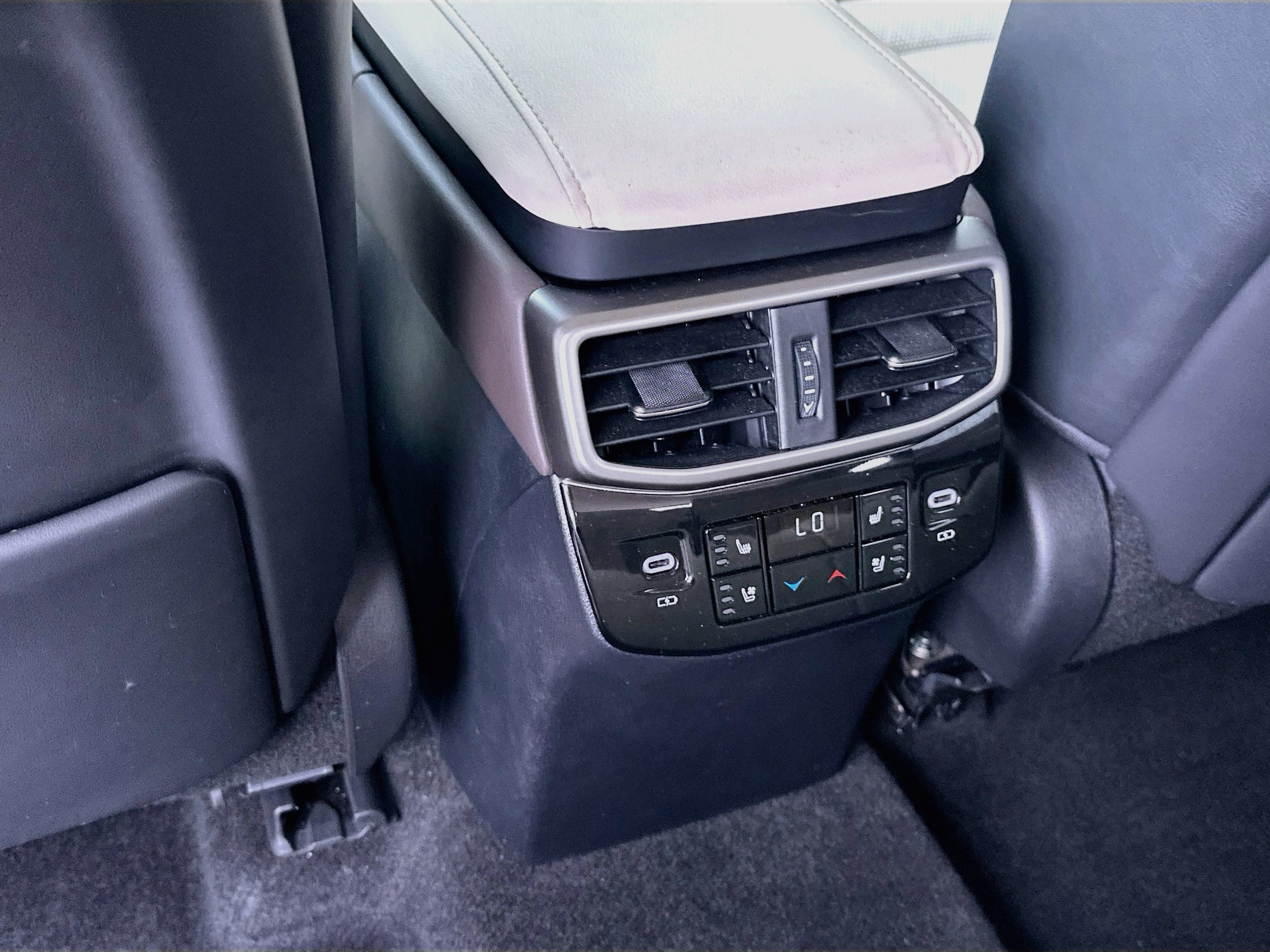 Used 2023 Lexus RX 350 FWD w/ Cold Area Package image 23