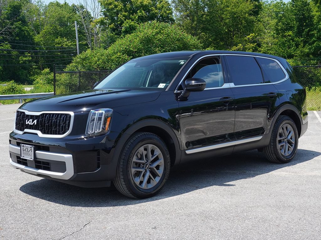Used 2023 Kia Telluride LX AWD/4WD image 8