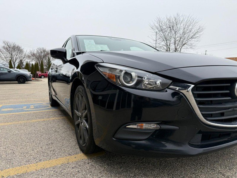 Used 2018 MAZDA MAZDA3 Touring image 7
