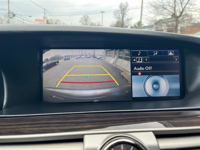 Used 2015 Lexus LS 460 AWD w/ Comfort Package image 16