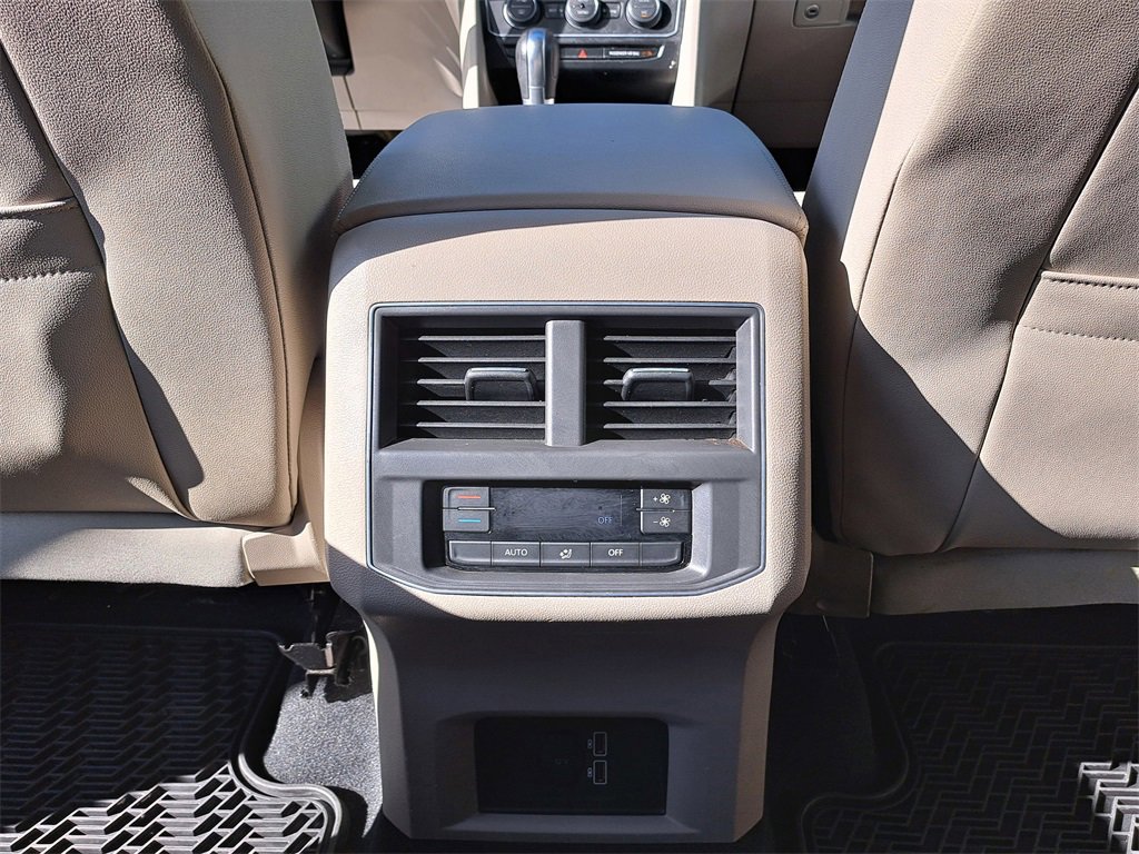 Used 2019 Volkswagen Atlas SE w/ Towing Package image 24