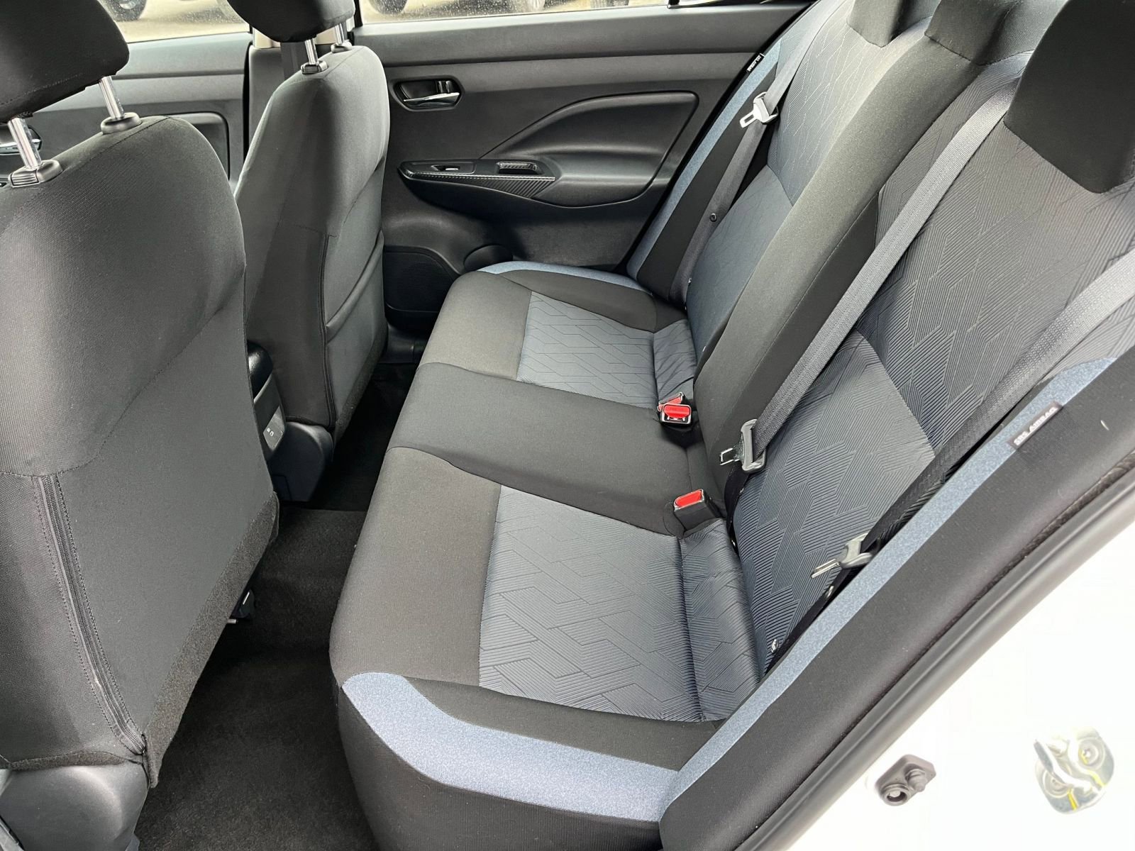 Used 2025 Nissan Versa SV image 23