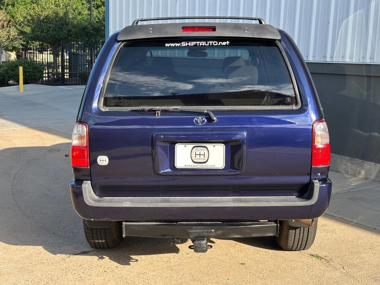 Used 2001 Toyota 4Runner SR5 image 17