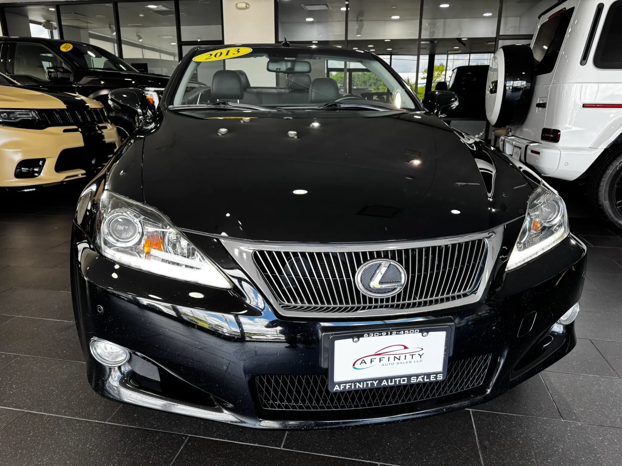 Used 2013 Lexus IS 250C w/ Luxury Pkg RWD image 7
