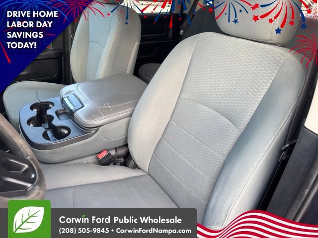 Used 2018 RAM 2500 Tradesman w/ Chrome Appearance Group AWD/4WD image 25