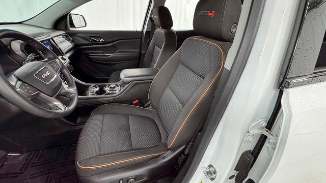 Used 2023 GMC Acadia AT4 AWD/4WD image 10