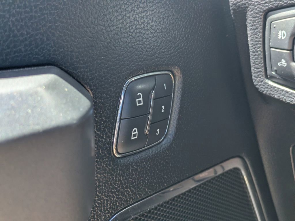 Used 2018 Ford F150 Platinum w/ Technology Package image 31