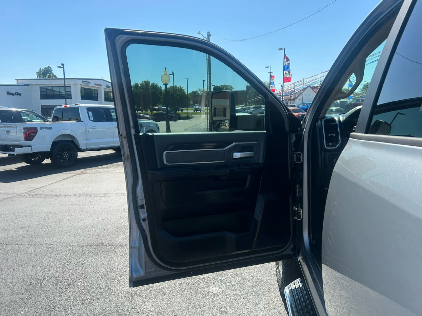 Used 2019 RAM 2500 Big Horn AWD/4WD image 17