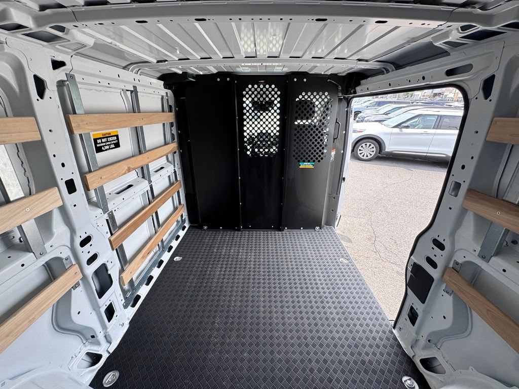Used 2025 RAM ProMaster 2500 w/ U-Haul Equipment Group FWD image 13