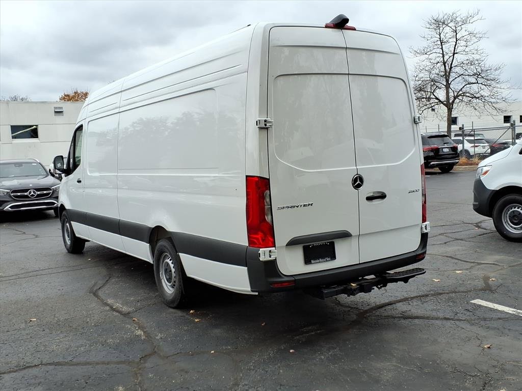 New 2025 Mercedes-Benz Sprinter 2500 image 3