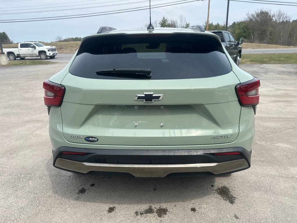 Used 2024 Chevrolet Trax ACTIV FWD image 4